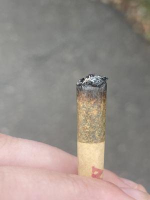 Spliff sold and marketed at a pre roll, no tabacco mentioned.