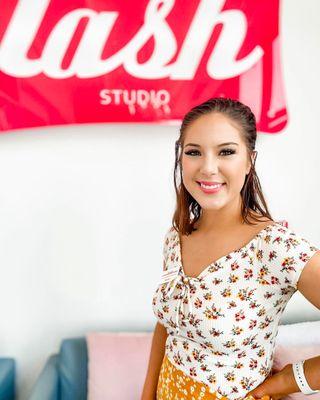 Happy guest at Amazing Lash