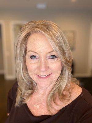 Studio 11 Salon & Spa