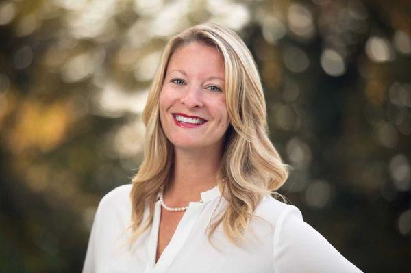 Lara Weasea - Lake & Company Real Estate