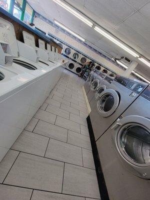 Knott Coin Laundry