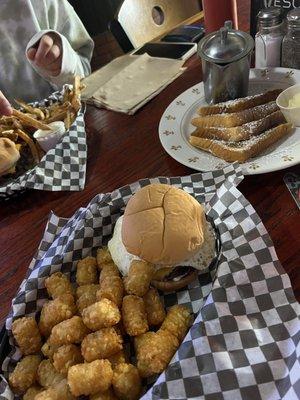 Tony V's Garage Saloon & Eatery