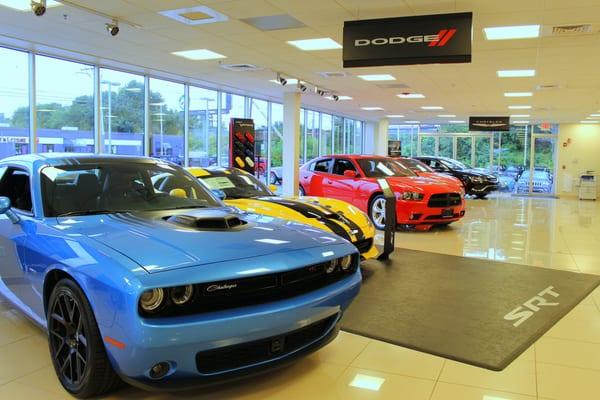 Herb Chambers Chrysler Dodge Jeep RAM FIAT of Danvers