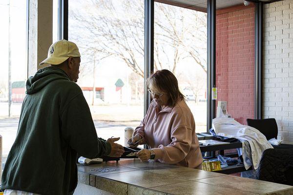 Hollywood Coin Laundry