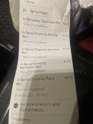 Receipt with special instructions for hand rolls but didn't get hand rolls