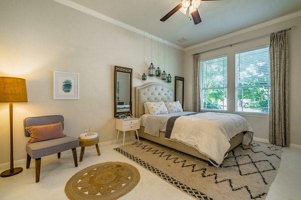 1017 Sunflower Listing