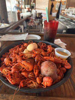 Crawfish with boiled egg