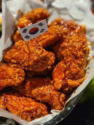 Spicy Garlic Korean Fried Chicken Wings