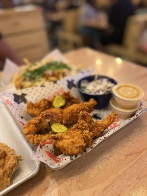 Clucking hot 3 pcs. chicken strips