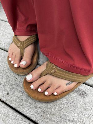 Gel Pedi "white chalk" with glitter top coat