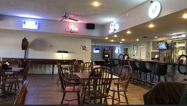 The Hangout Bar & Grill