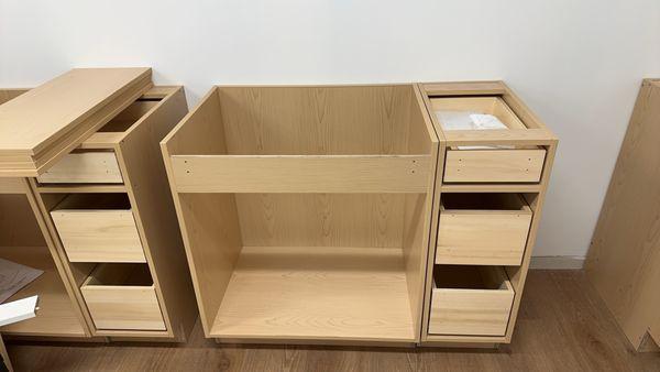 best cabinet wholesaler!really fast, ordered in morning get it on same day , great product quality, and excellent customer service!