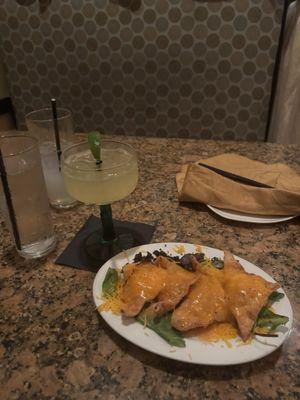 The crab Rangoon was delicious ( you have to try it ! )