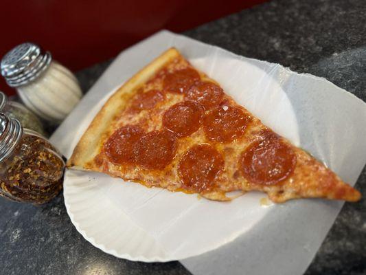 Lucia Pizza