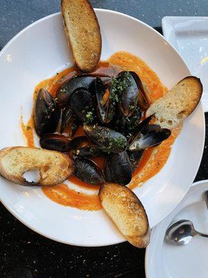 Villa Capri Trattoria & Wine Bar