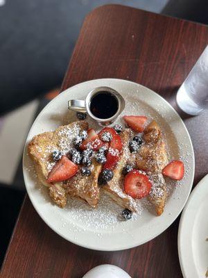 Highly recommend this cute and cozy place! You need to get the French toast; super delicious!! 10/10