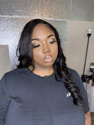 Natural Glam
two toned soft cut crease rhinestones