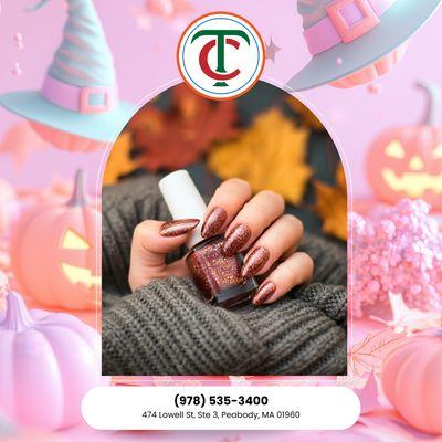 Soft hues and sparkle Halloween details--because spooky can still be sweet. Perfect for subtle Halloween lovers. Schedule your mani today!