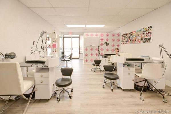 Samira’s Beauty Bar