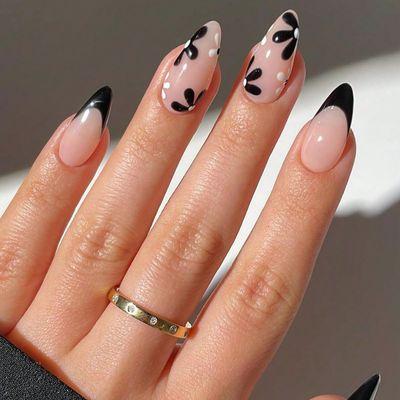 Treat your nails to the latest designs that are perfect for any season!
Book today and let your nails stand out!