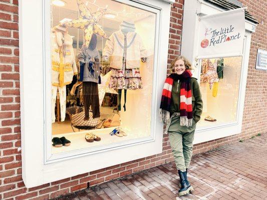 The Little Red Planet