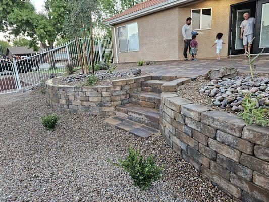 Angel's Landscaping and Curbing
