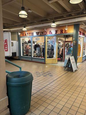 Earth Wind & Fire Boutique