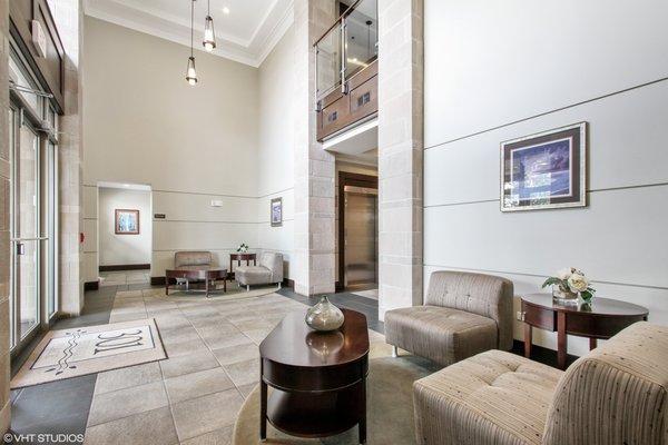 301 Riverwalk Place Apartments