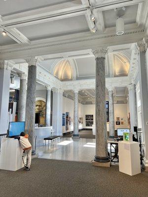Carnegie Center For Art & History