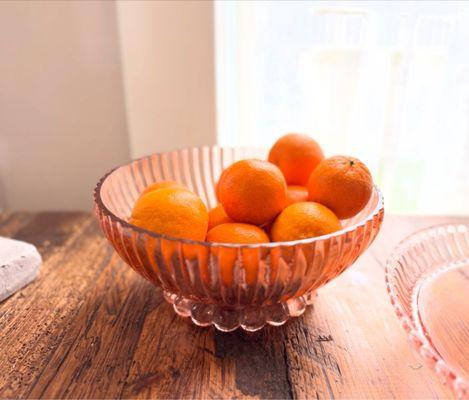 Fresh oranges available at the Katy House while we were there.