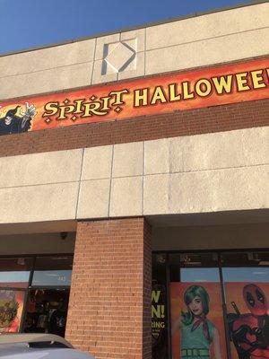 Spirit Halloween