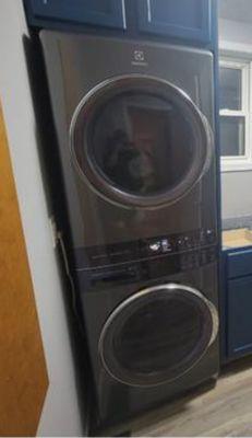 Electrolux washer dryer set