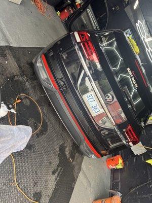 Before tail light black out