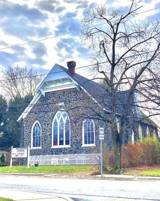 Footlighters Theater -- storefront