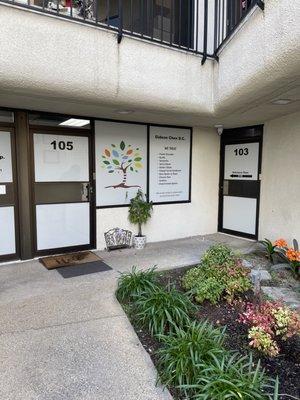 New Location:
20709 Golden Springs Dr #103 walnut CA 91789
Please enter from unit #105.
Reservations are required in advance.