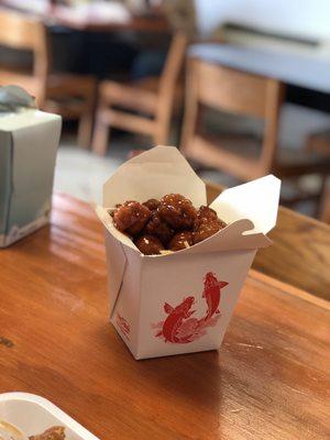 Sweet and Sour chicken + noodles