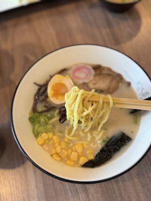 Tonkotsu Ramen $10
