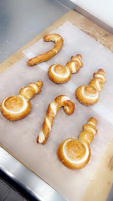 Candy cane & snowman pretzels