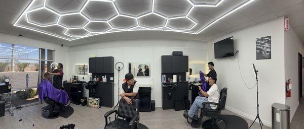 Barber shop with the main team of Dxtrs