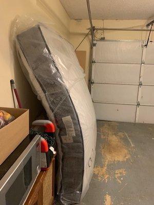 Brand new King Plush mattress...that is bent/bowed!