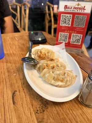 Pan Fried Dumplings (6)