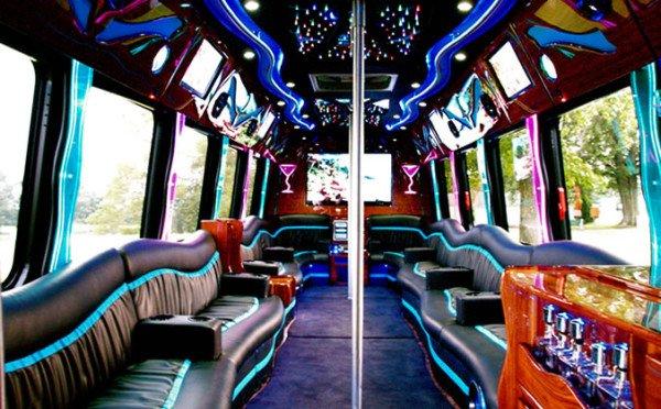 Chic's Limousine and Transportation