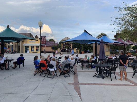 Friendly 55+ Community Seniors