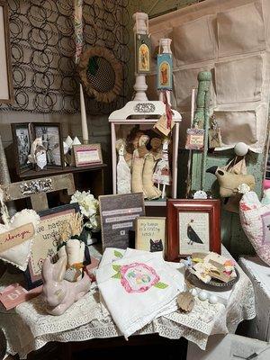 The Vintage Market - Hallettsville