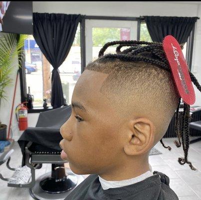 Mikes Barber Shop