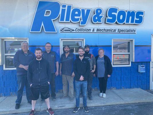 Riley & Sons Collision of New Castle