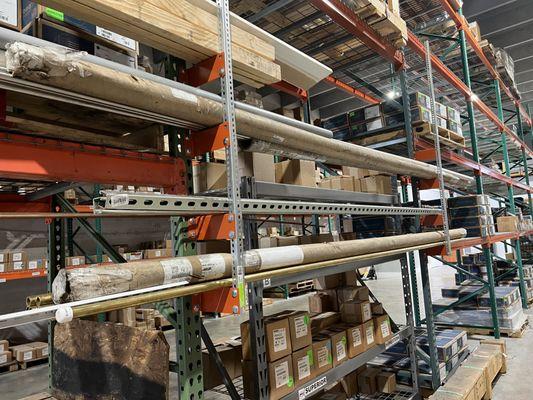 Fitting and piping in brass and stainless steal, cleaned for oxygen use!