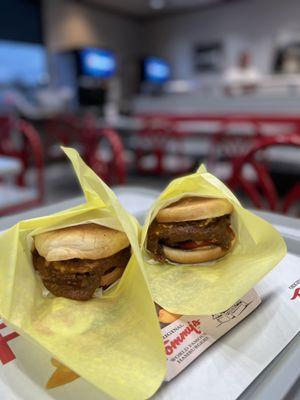 Cheeseburger 1/4 lb. & Double Cheeseburger