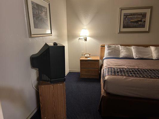 Coral Reef Inn & Suites