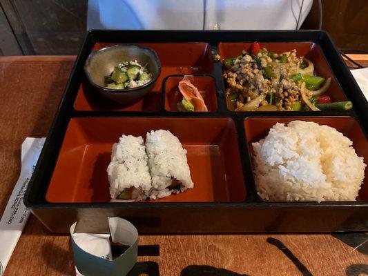 Sushi combo with basil chicken